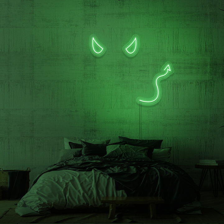 RÓTULO DE NEÓN "DIABLO"