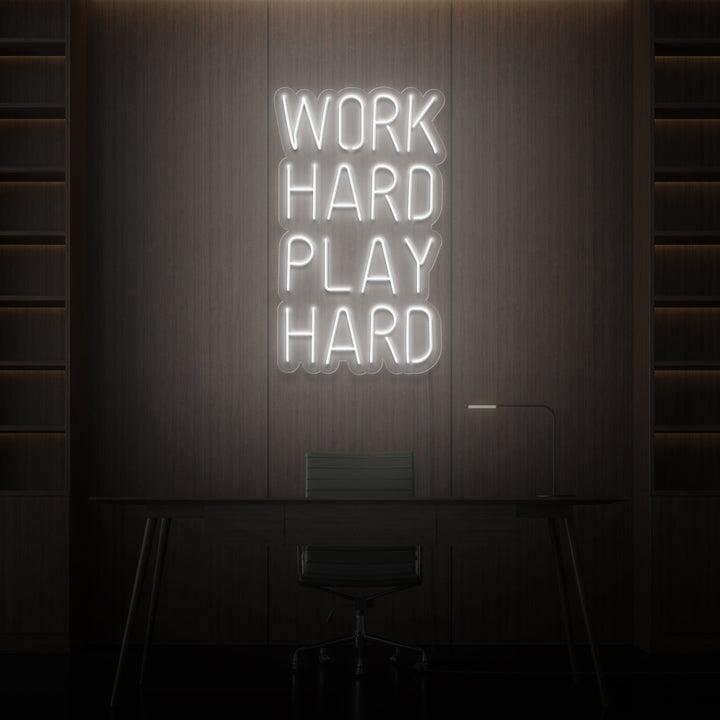 LETRERO DE NEÓN "WORK HARD PLAY HARD"